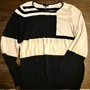 The Limited Black and White Womens Sweater